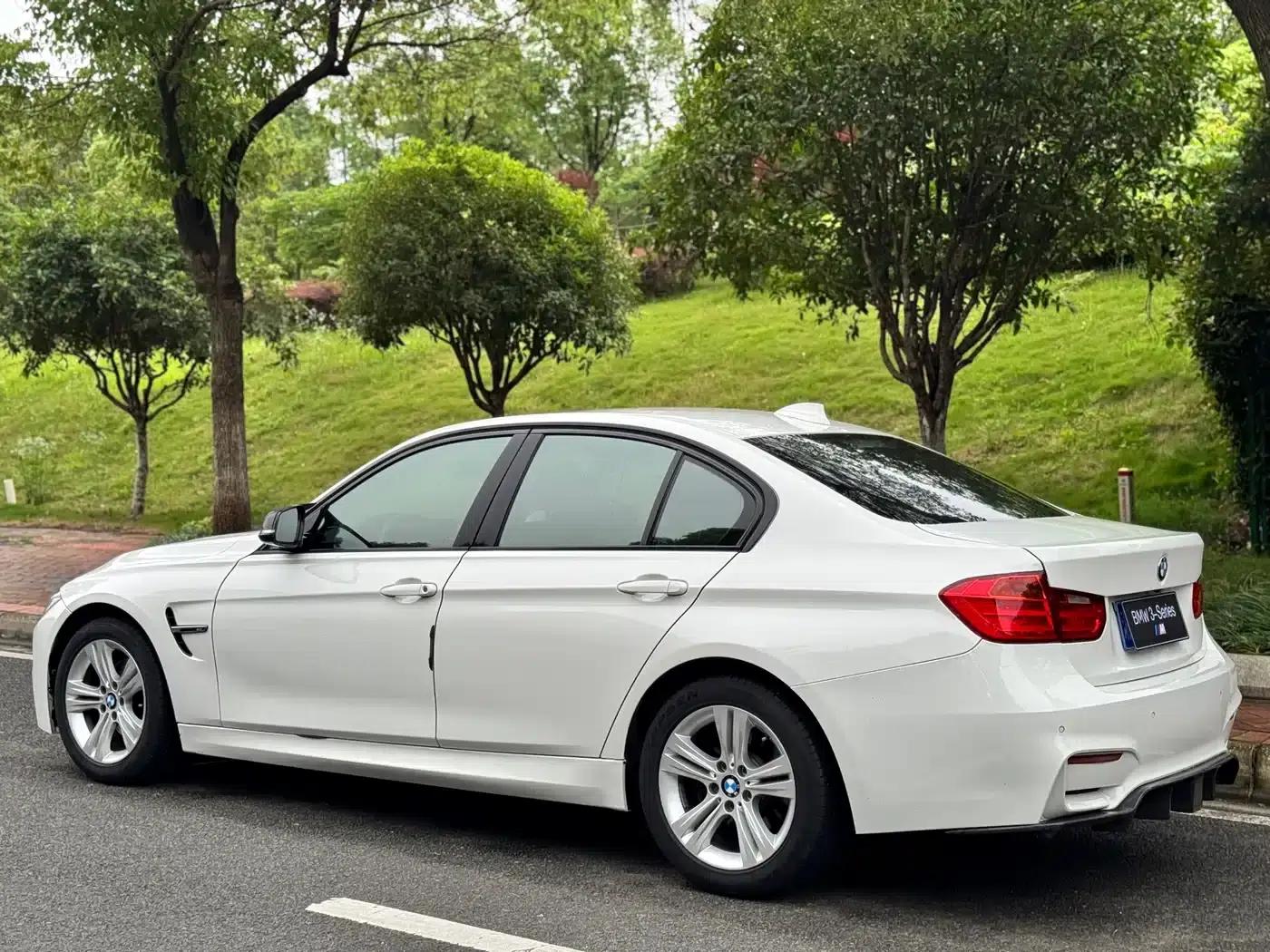 2014 BMW 3 Series 320i Sport Design Package — миниатюра 9