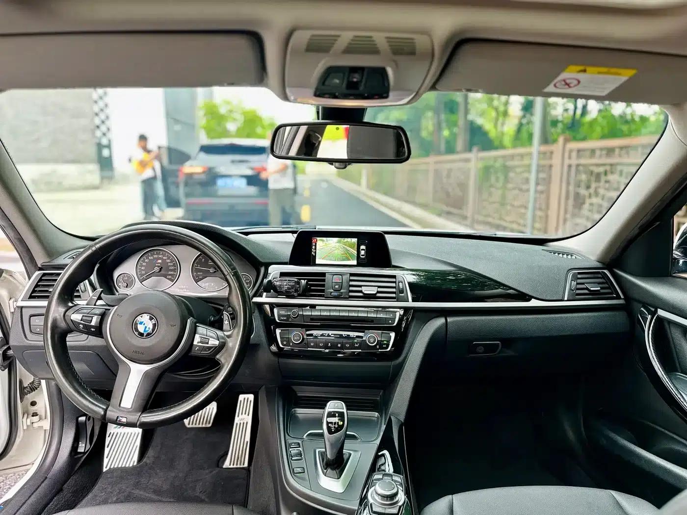 2017 BMW 3 Series 320Li M Sport — миниатюра 12