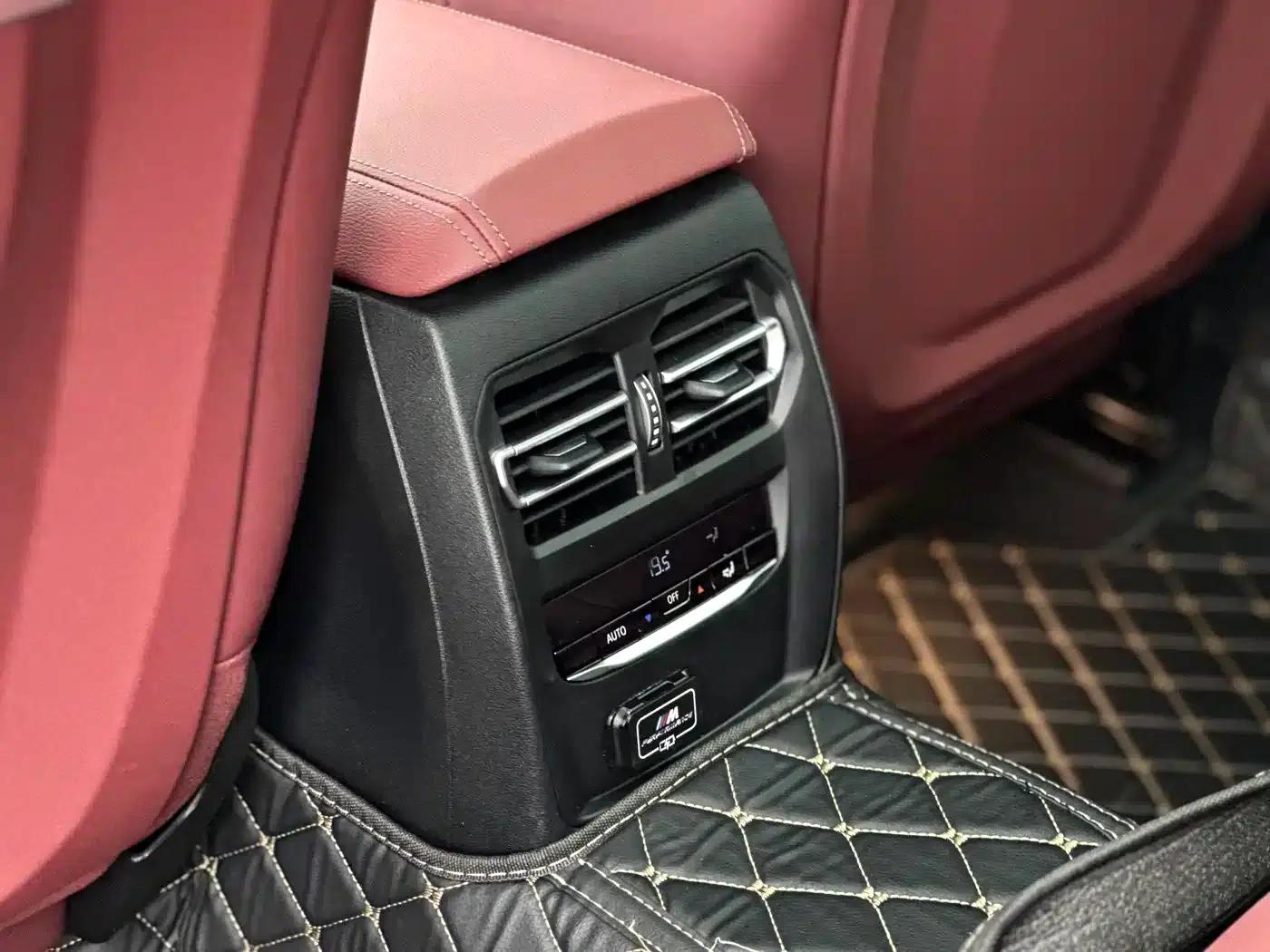 2025 BMW 3 Series 325Li M Sport Package — миниатюра 12