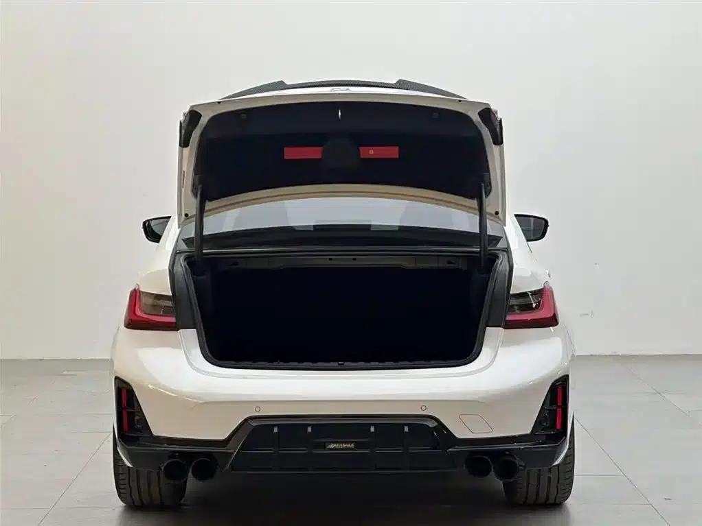 2024 BMW 3 Series 325i M Sport Package — миниатюра 6