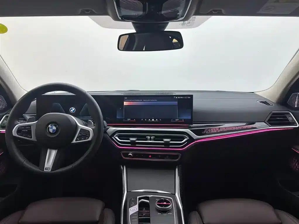 2024 BMW 3 Series 325i M Sport Package — миниатюра 7