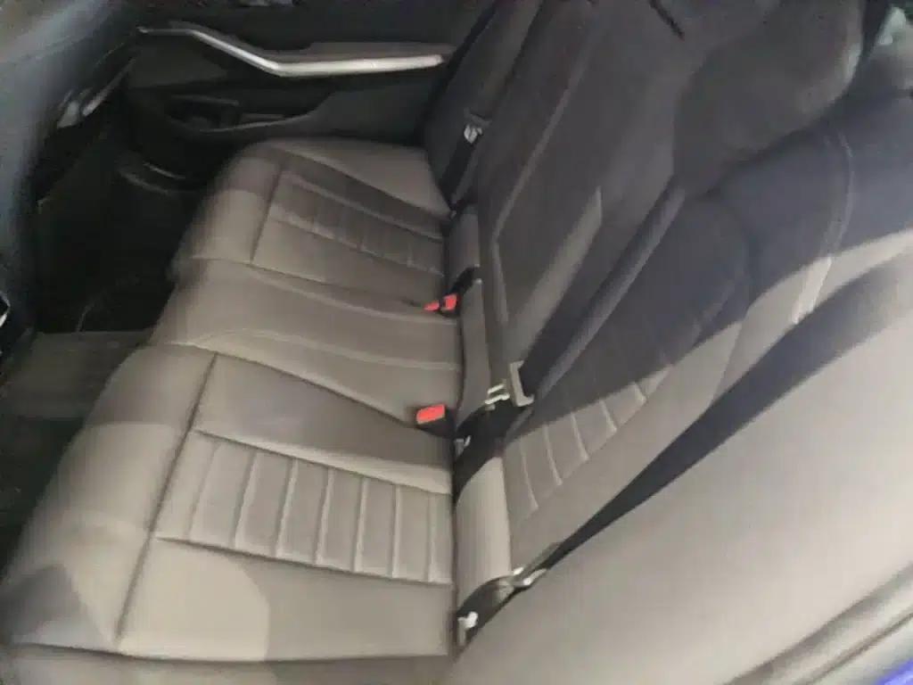 2021 BMW 3 Series 320Li M Sport Package — миниатюра 24