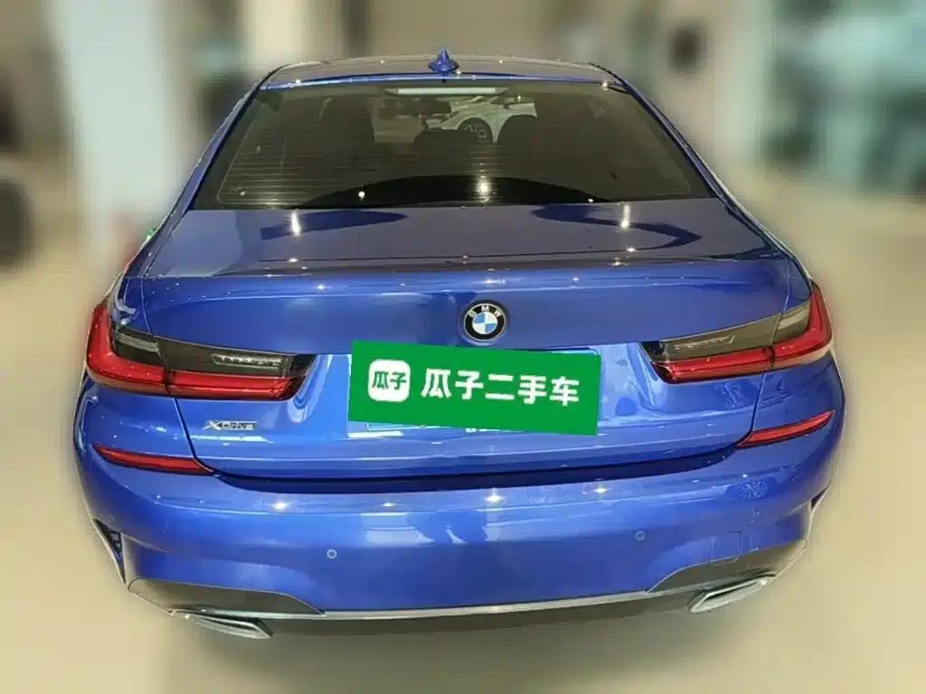 2021 BMW 3 Series 320Li M Sport Package — миниатюра 10