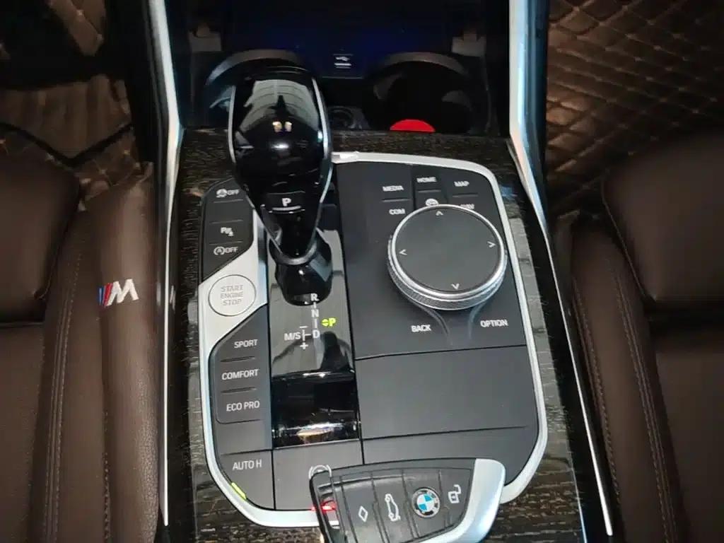2022 BMW 3 Series 325Li M Sport Package — миниатюра 14