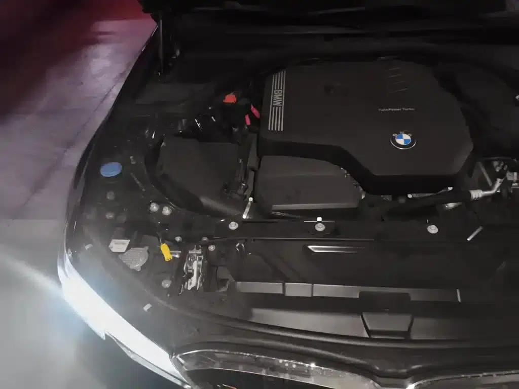 2022 BMW 3 Series 320Li M Sport Package — миниатюра 23