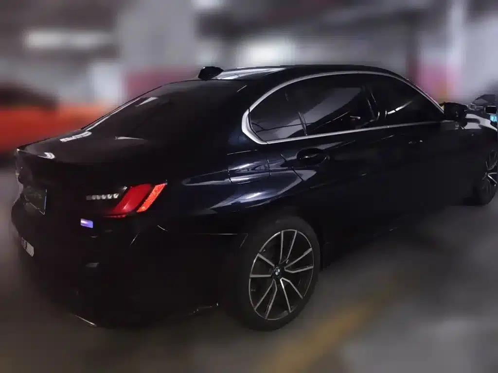 2022 BMW 3 Series 320Li M Sport Package — миниатюра 5