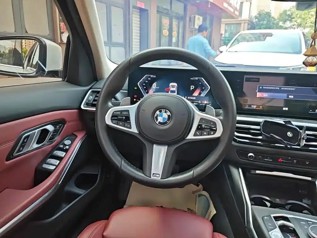 2023 BMW 3 Series 325i M Sport Package — миниатюра 11