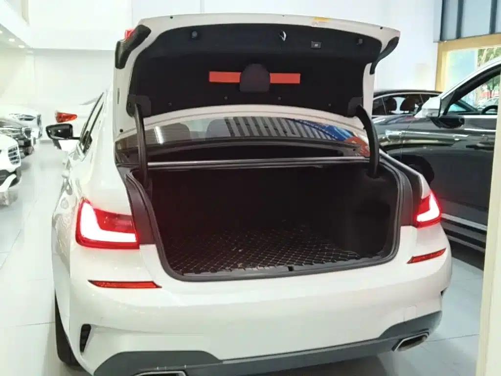 2022 BMW 3 Series Facelift 320Li M Sport Package — миниатюра 19
