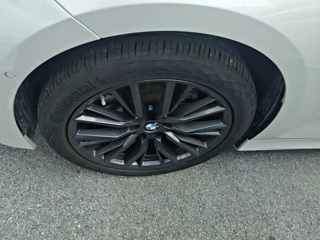 2022 BMW 3 Series 325i M Sport Shadow Edition — миниатюра 23