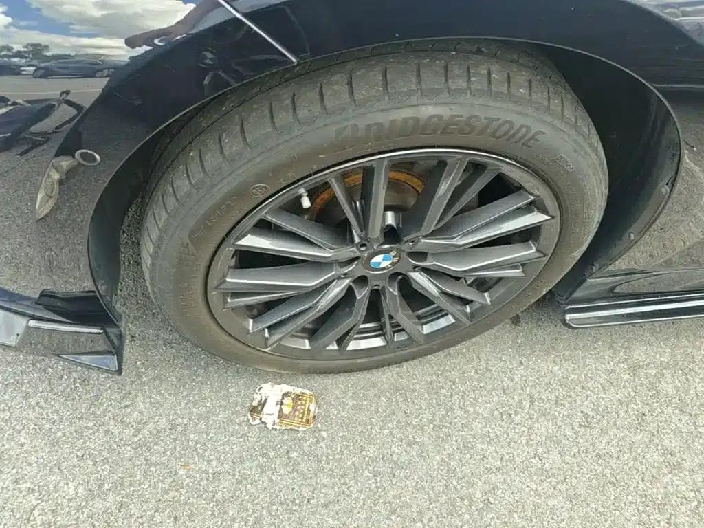 2023 BMW 3 Series 325Li M Sport Shadow Edition — миниатюра 23