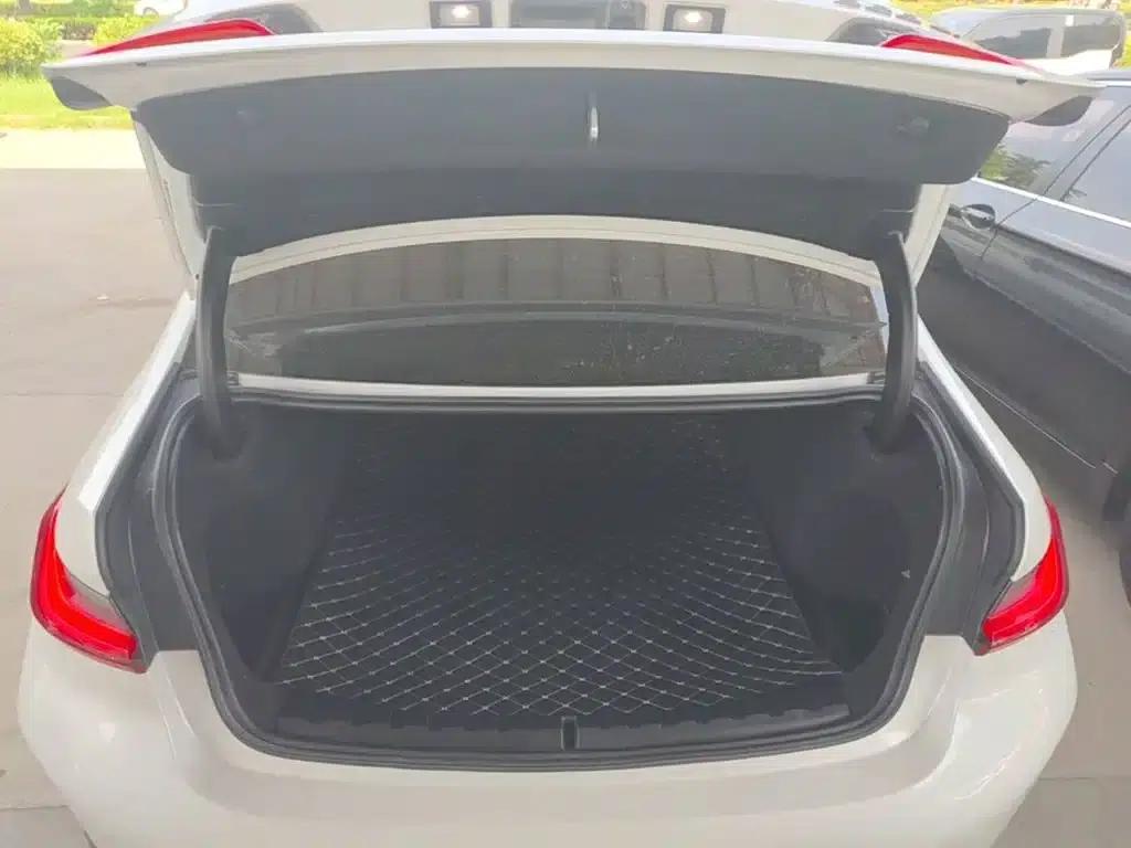 2024 BMW 3 Series 320Li M Sport Package — миниатюра 15