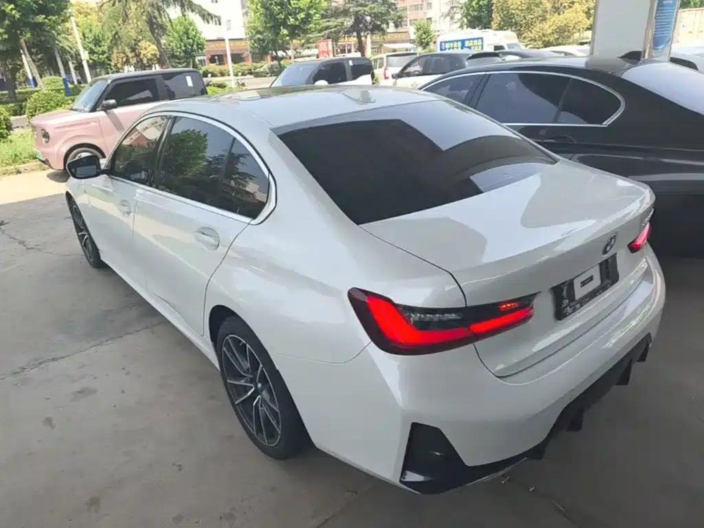 2024 BMW 3 Series 320Li M Sport Package — миниатюра 23