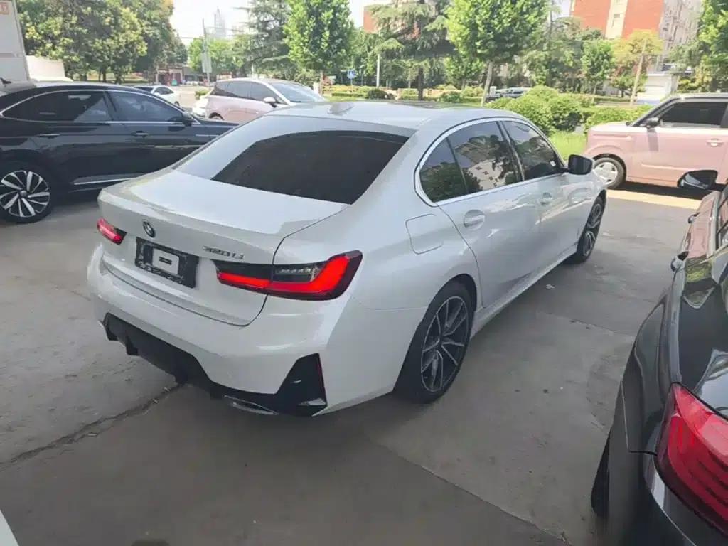 2024 BMW 3 Series 320Li M Sport Package — миниатюра 5