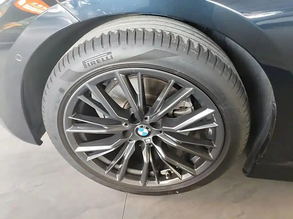 2022 BMW 3 Series 325Li M Sport Shadow Edition — миниатюра 23