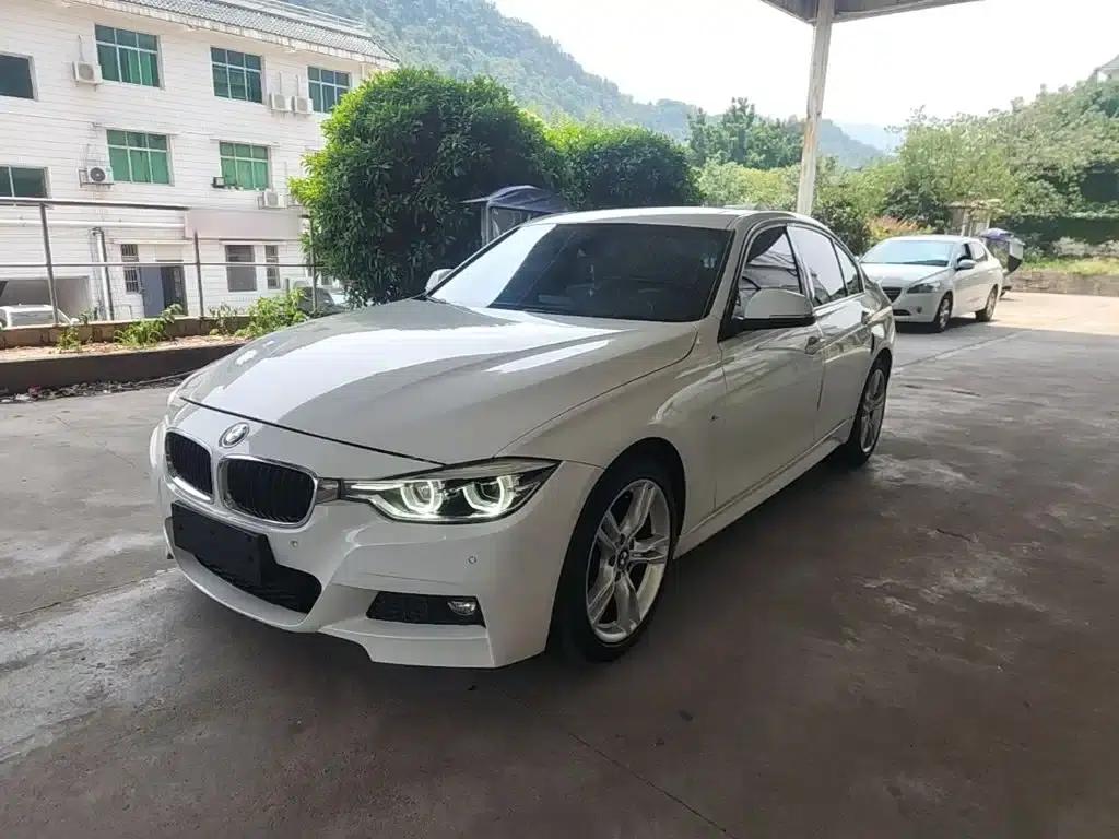 2018 BMW 3 Series 320i M Sport Package — миниатюра 1