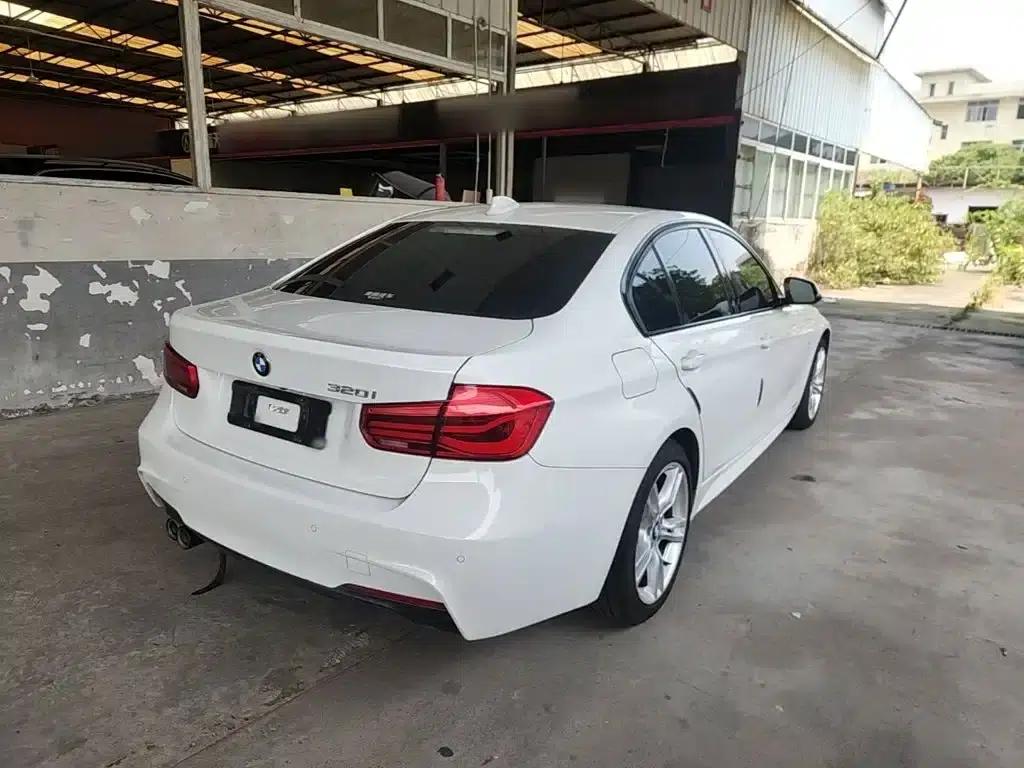 2018 BMW 3 Series 320i M Sport Package — миниатюра 7