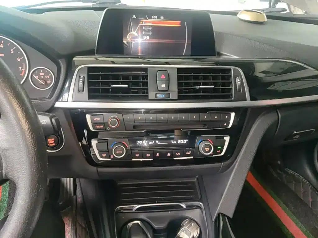 2016 BMW 3 Series 320Li Fashion Edition — миниатюра 13
