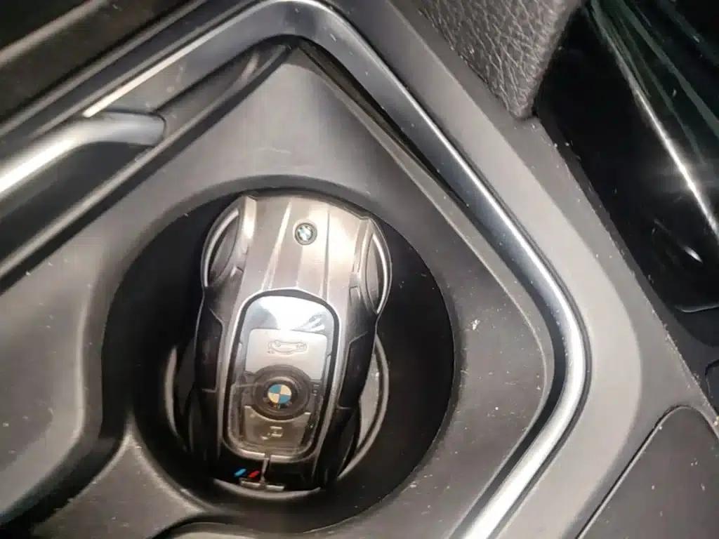 2016 BMW 3 Series 320Li Fashion Edition — миниатюра 9