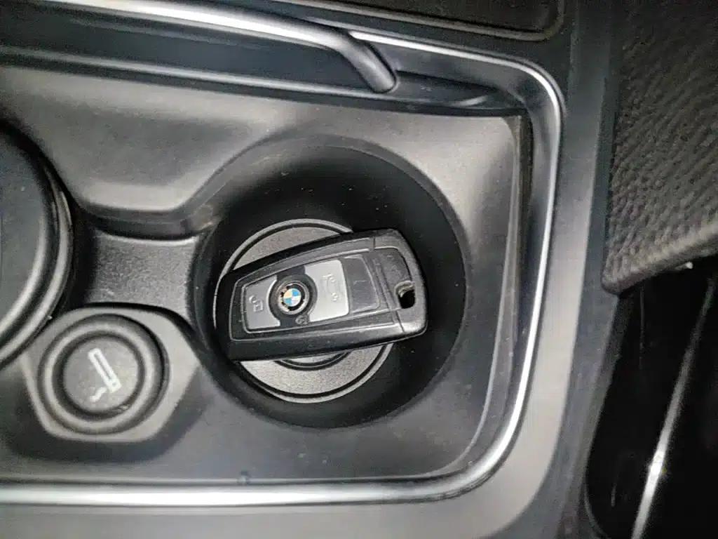 2018 BMW 3 Series 318Li — миниатюра 17