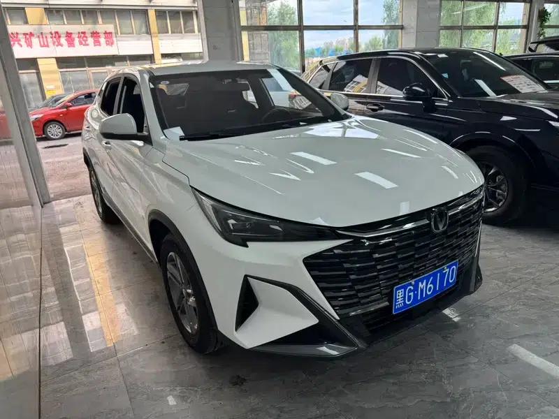 Changan X5 PLUS 2026 1.5L Manual Deluxe Edition — миниатюра 3