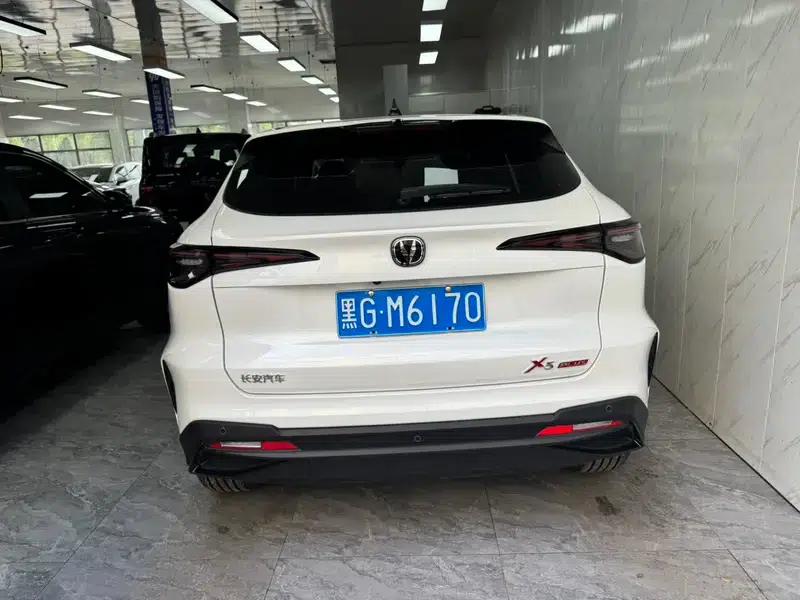 Changan X5 PLUS 2026 1.5L Manual Deluxe Edition — миниатюра 5