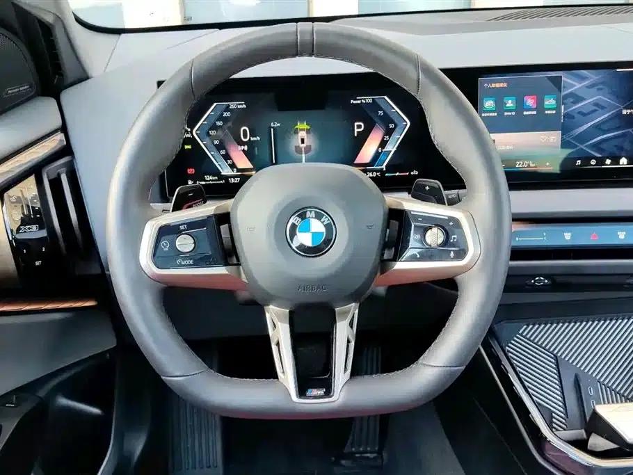 BMW X3 2025 xDrive30L Leading Edition M Sport Package — миниатюра 12