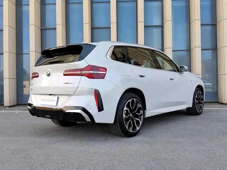 BMW X3 2025 xDrive30L Leading Edition M Sport Package — миниатюра 13