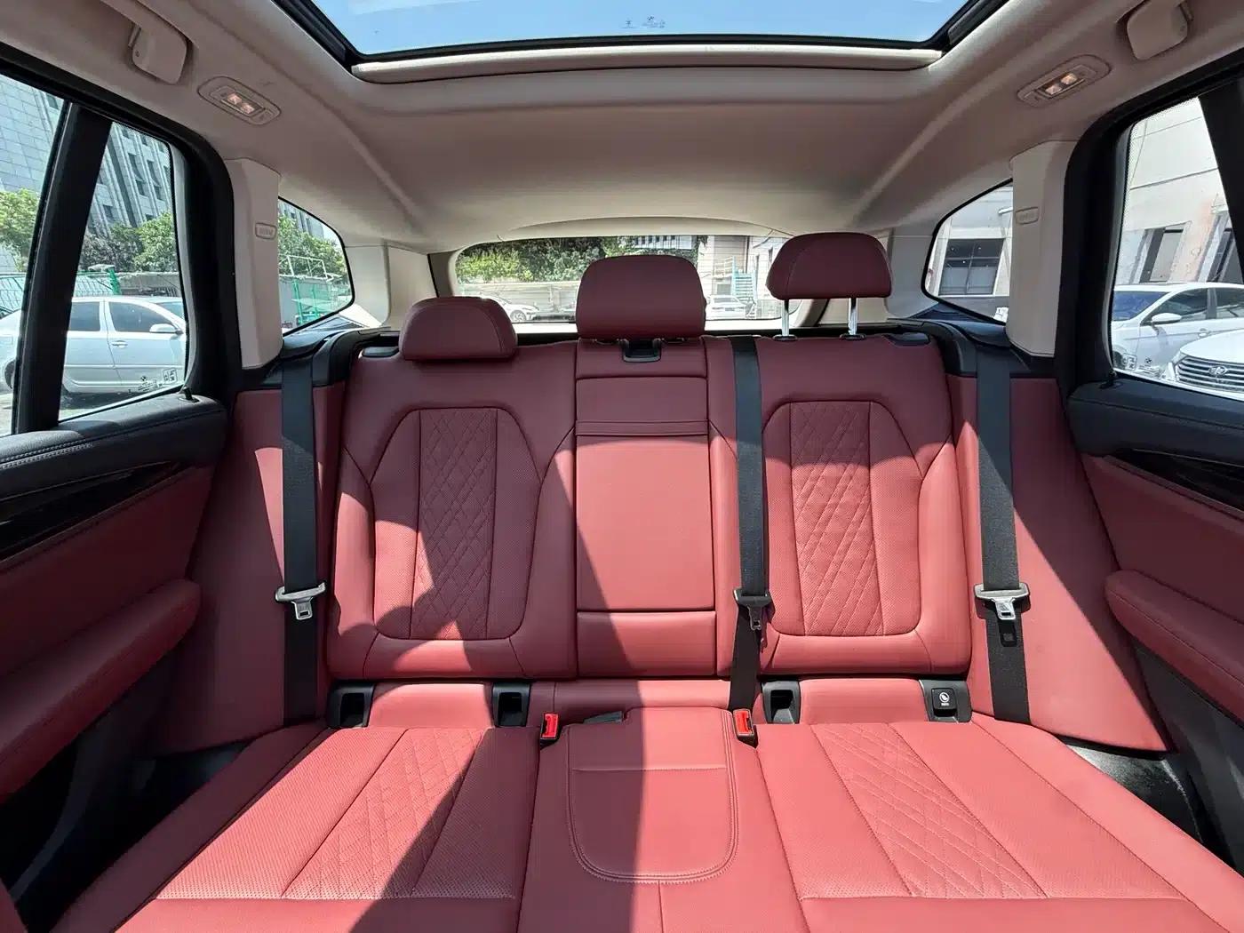 2023 BMW X3 xDrive25i M Sport Package — миниатюра 21