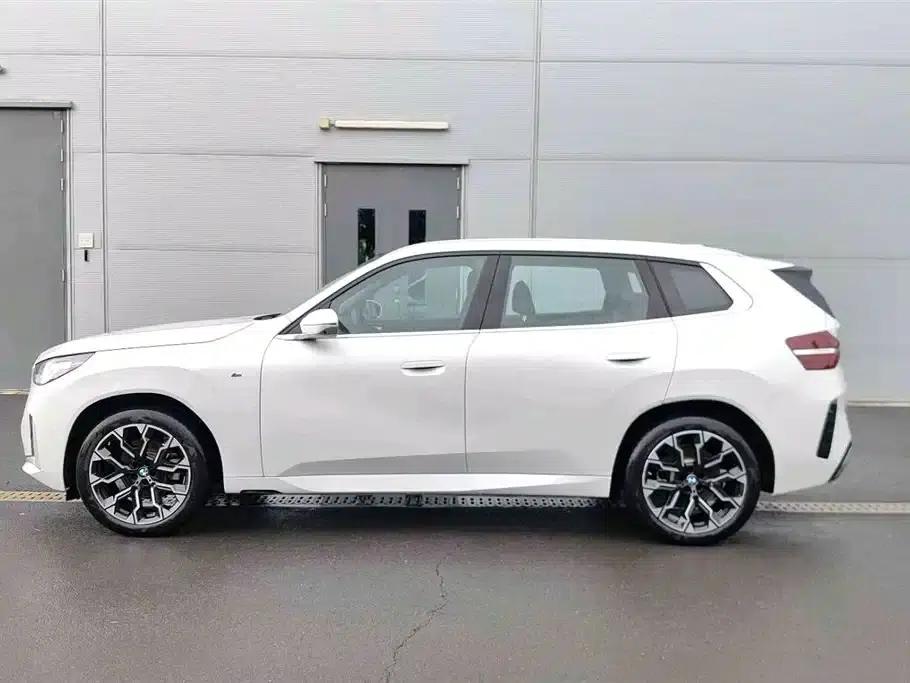 BMW X3 2025 xDrive30L Leading Edition M Sport Shadow Edition — миниатюра 4