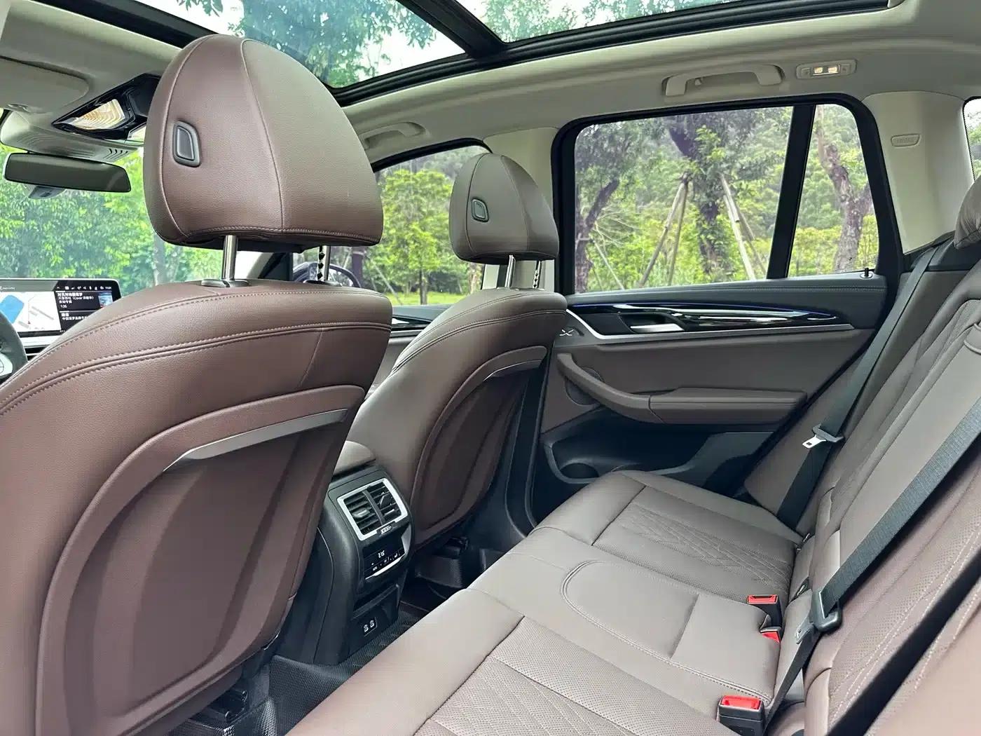 2023 BMW X3 xDrive25i M Sport Package — миниатюра 6