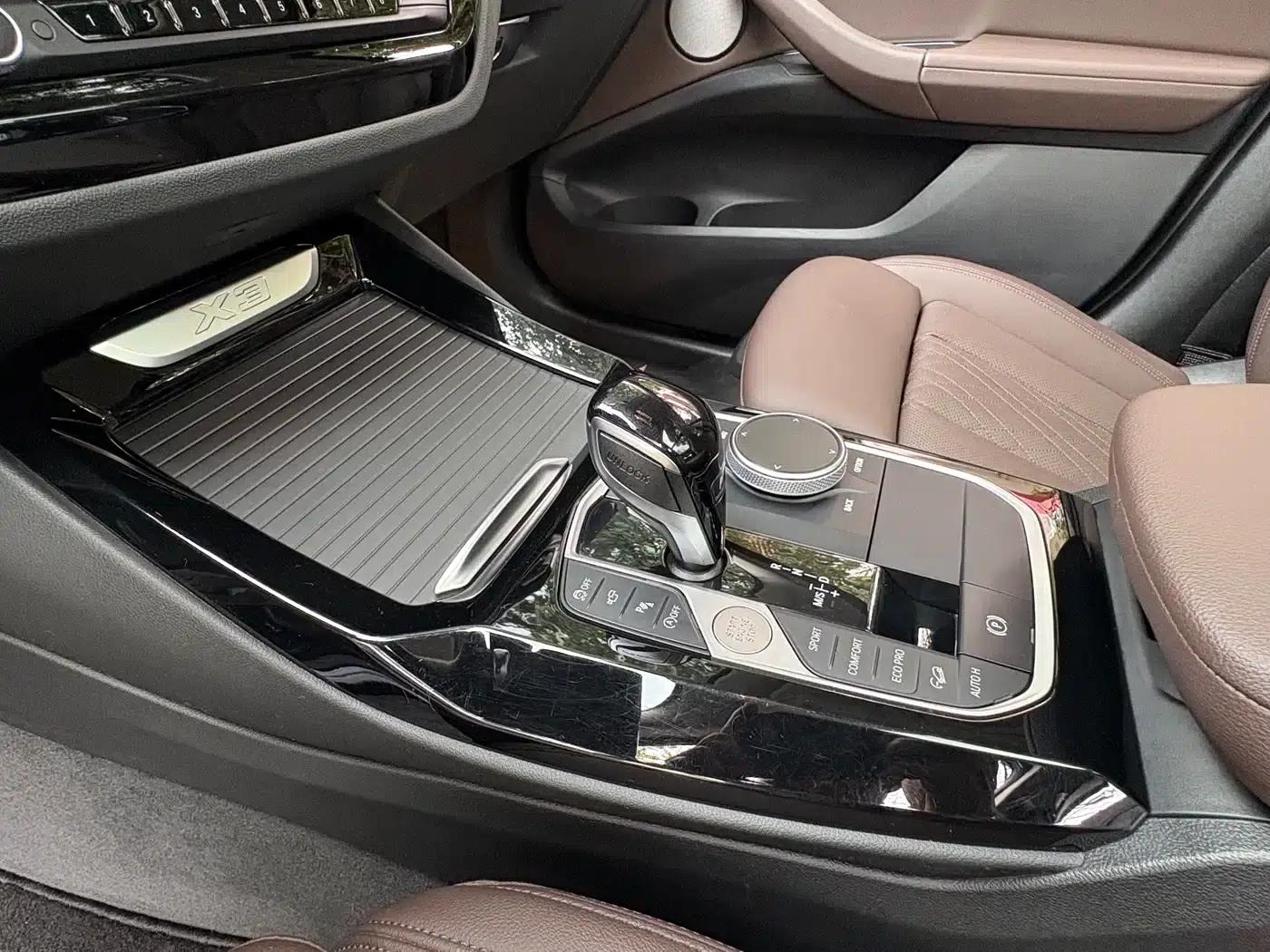 BMW X3 2022 xDrive30i Leading Edition M Sport Package — миниатюра 14