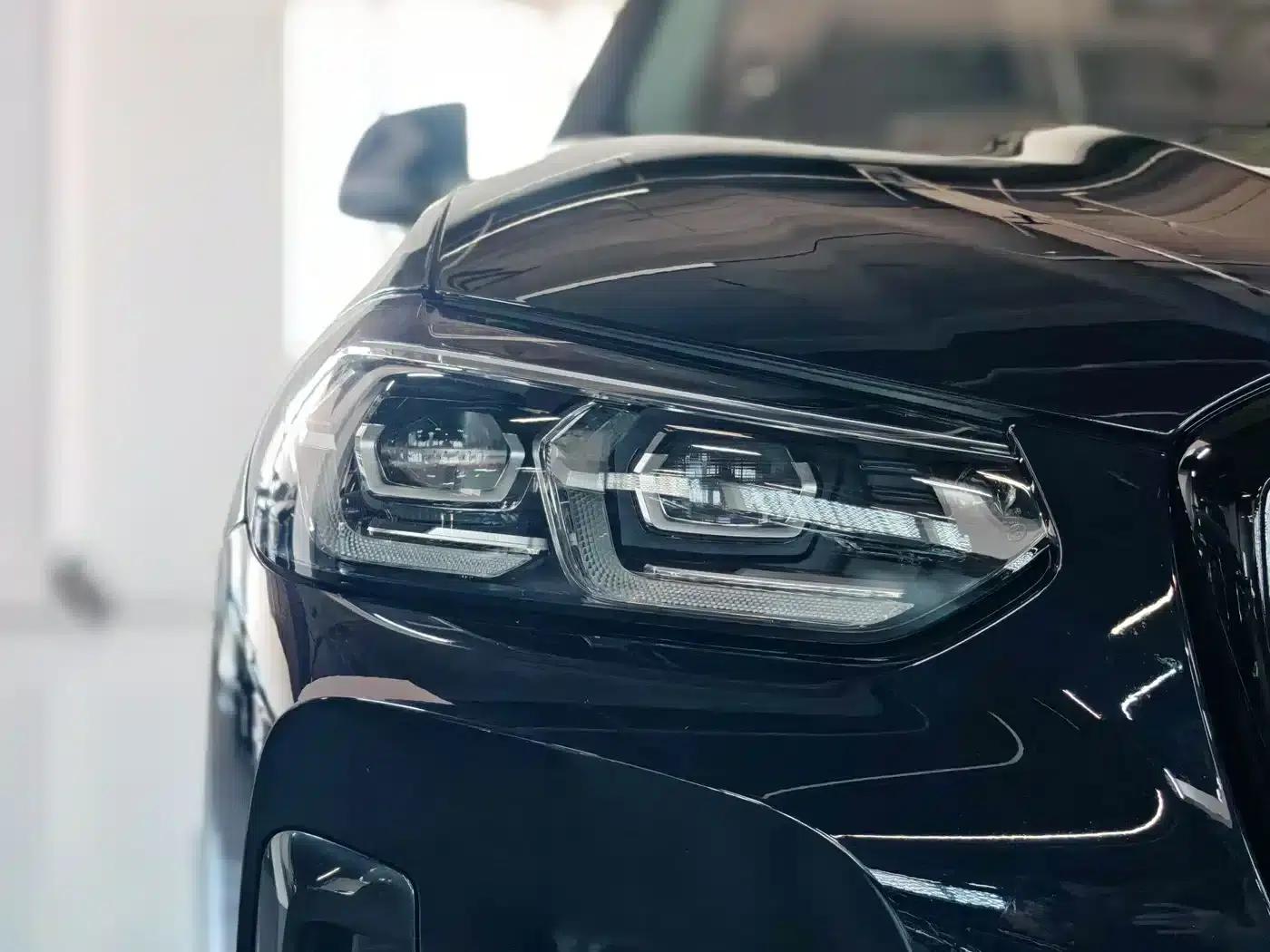 BMW X3 2022 xDrive30i Leading Edition M Sport Package — миниатюра 8