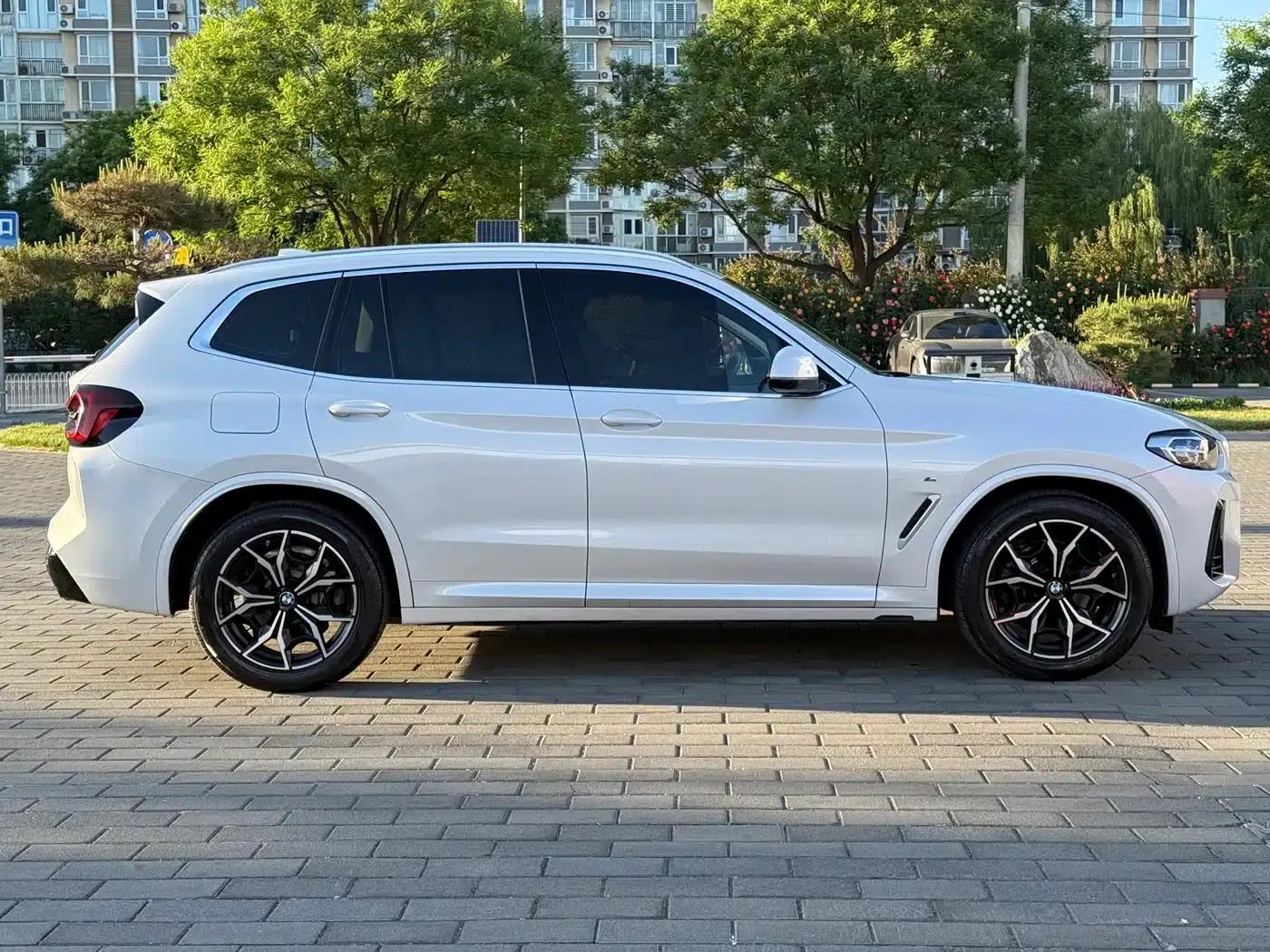 2022 BMW X3 xDrive25i M Sport Package — миниатюра 8