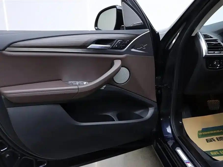 BMW X3 2023 xDrive30i Leading Edition M Sport Package — миниатюра 11