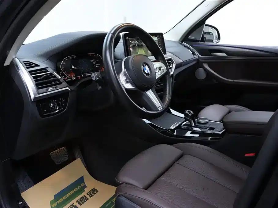 BMW X3 2023 xDrive30i Leading Edition M Sport Package — миниатюра 13
