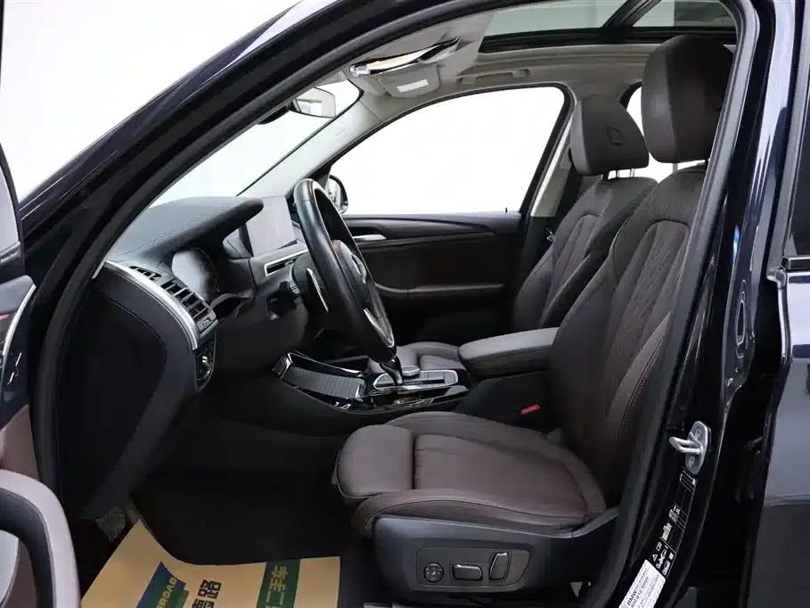 BMW X3 2023 xDrive30i Leading Edition M Sport Package — миниатюра 14