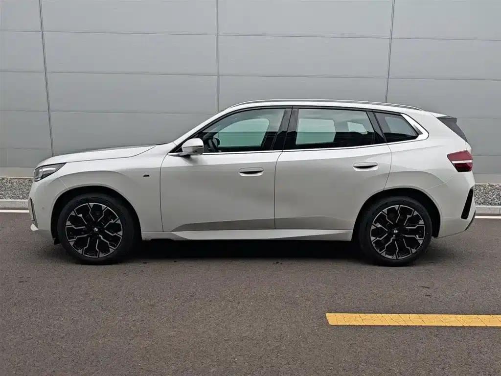 BMW X3 2025 xDrive30L Luxury M Sport Package — миниатюра 7