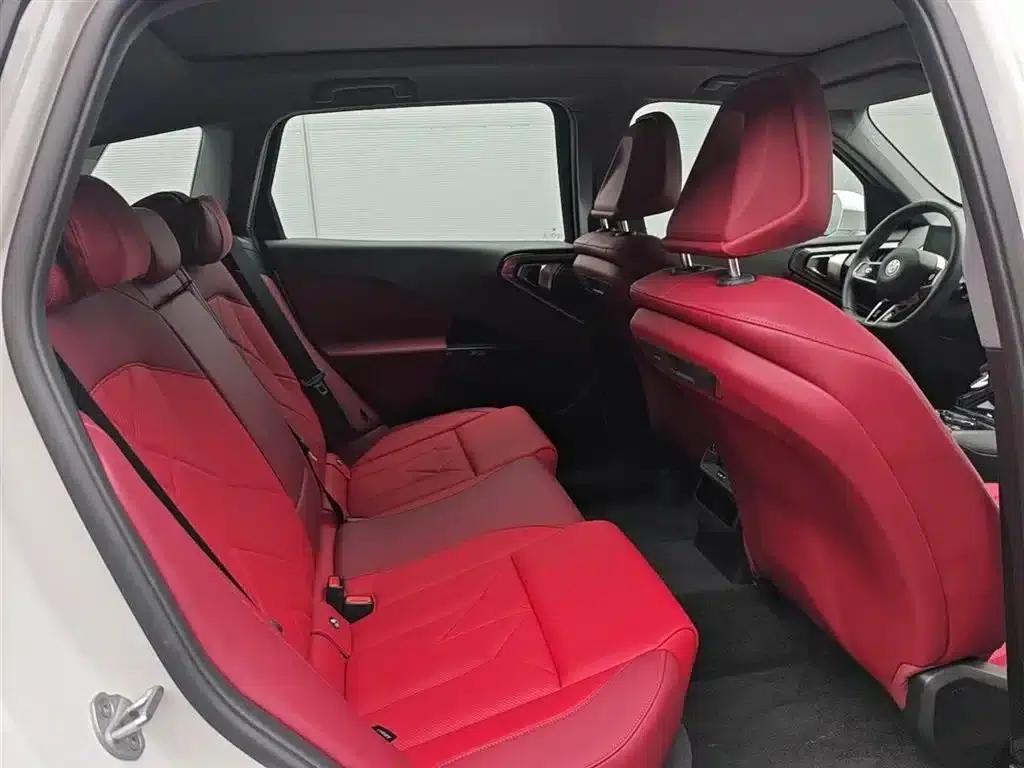BMW X3 2025 xDrive30L Luxury M Sport Package — миниатюра 9