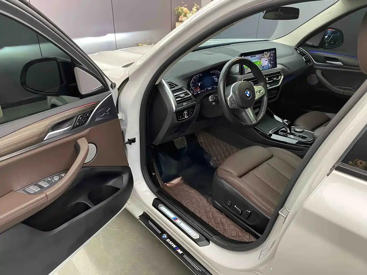 BMW X3 2023 xDrive30i Leading Edition M Sport Package — миниатюра 4