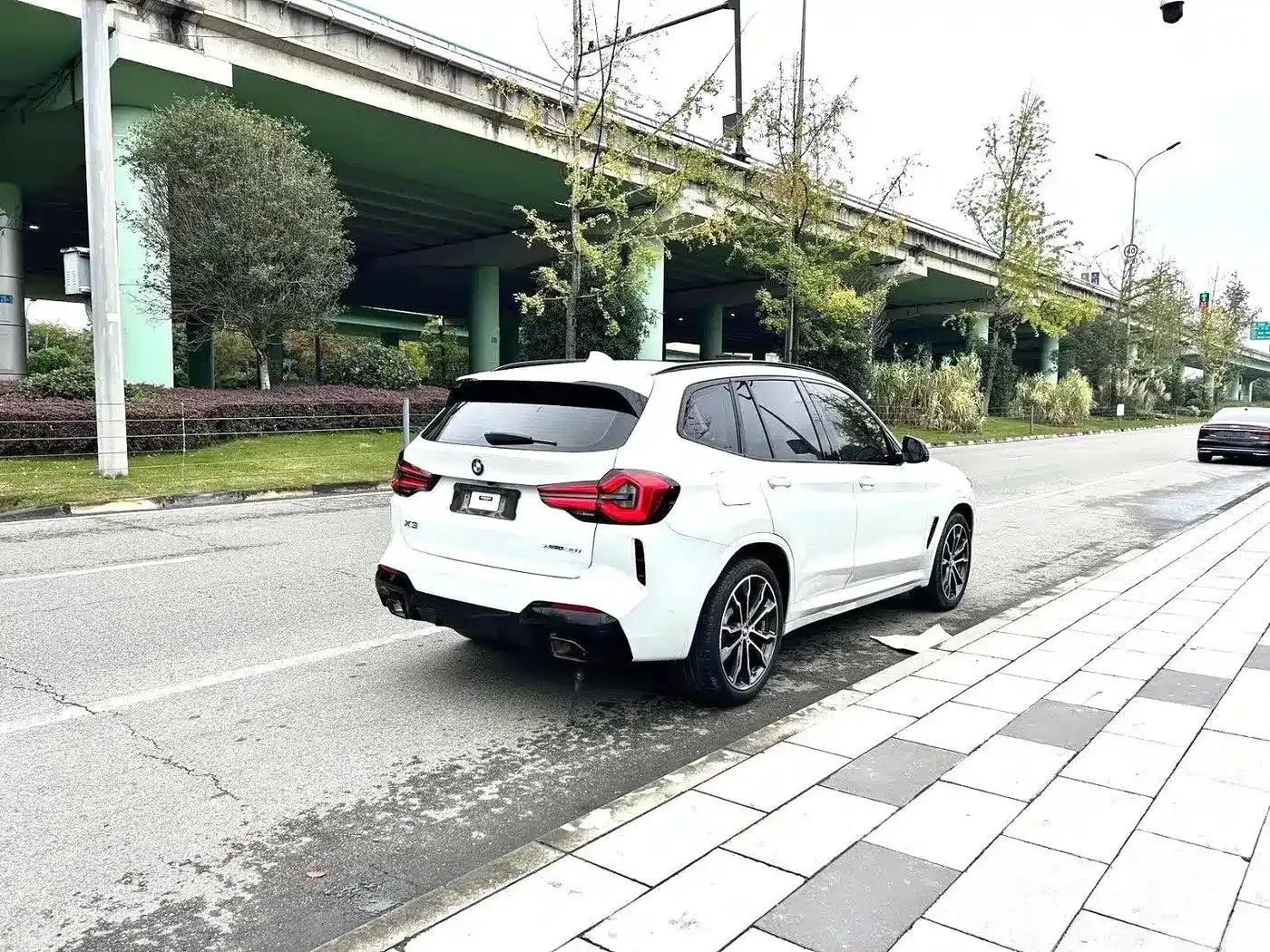 BMW X3 2023 xDrive30i Leading Edition M Sport Package — миниатюра 7