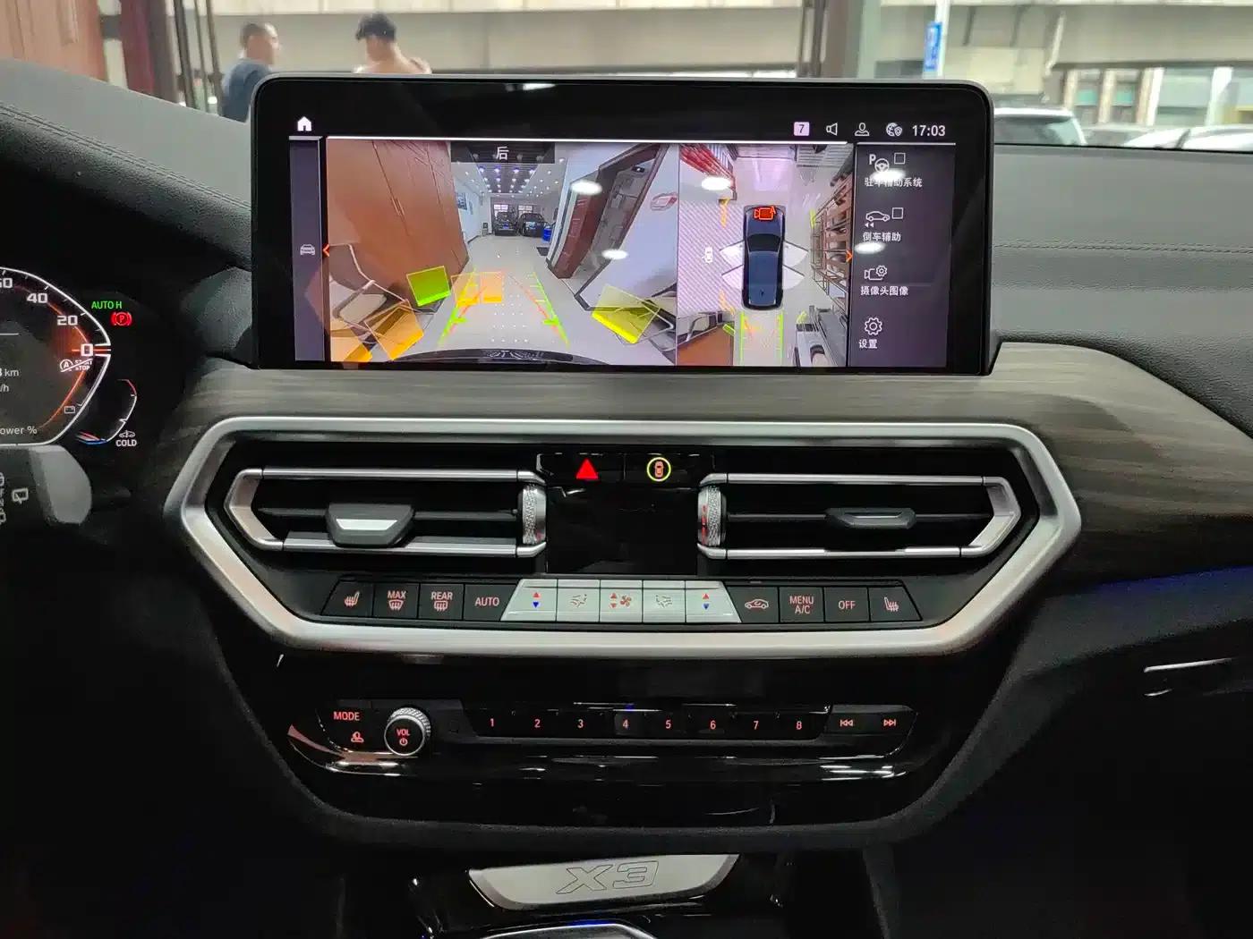 BMW X3 2023 xDrive30i Leading Edition M Sport Package — миниатюра 11
