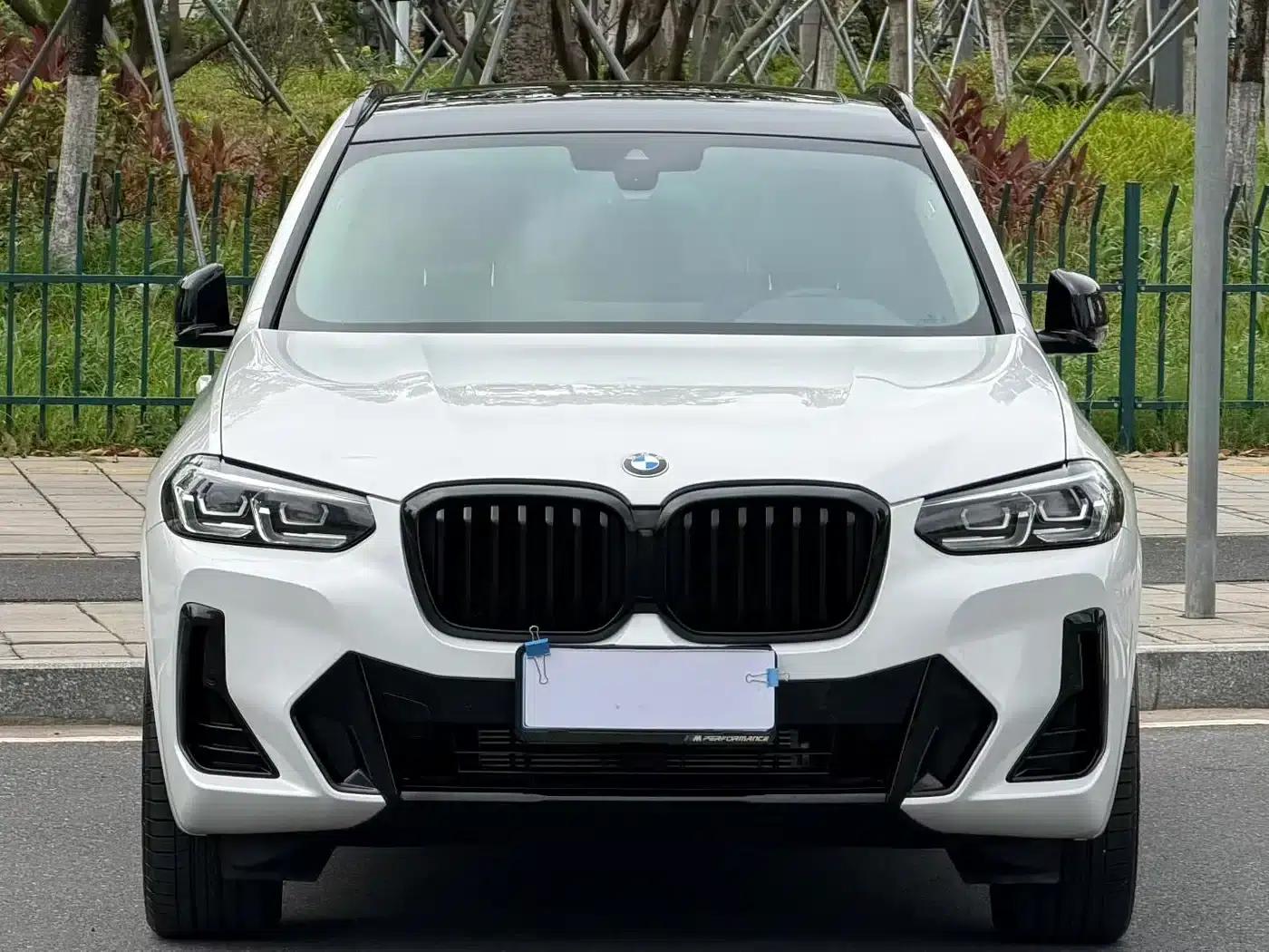 BMW X3 2022 xDrive30i Leading Edition M Sport Package — миниатюра 2