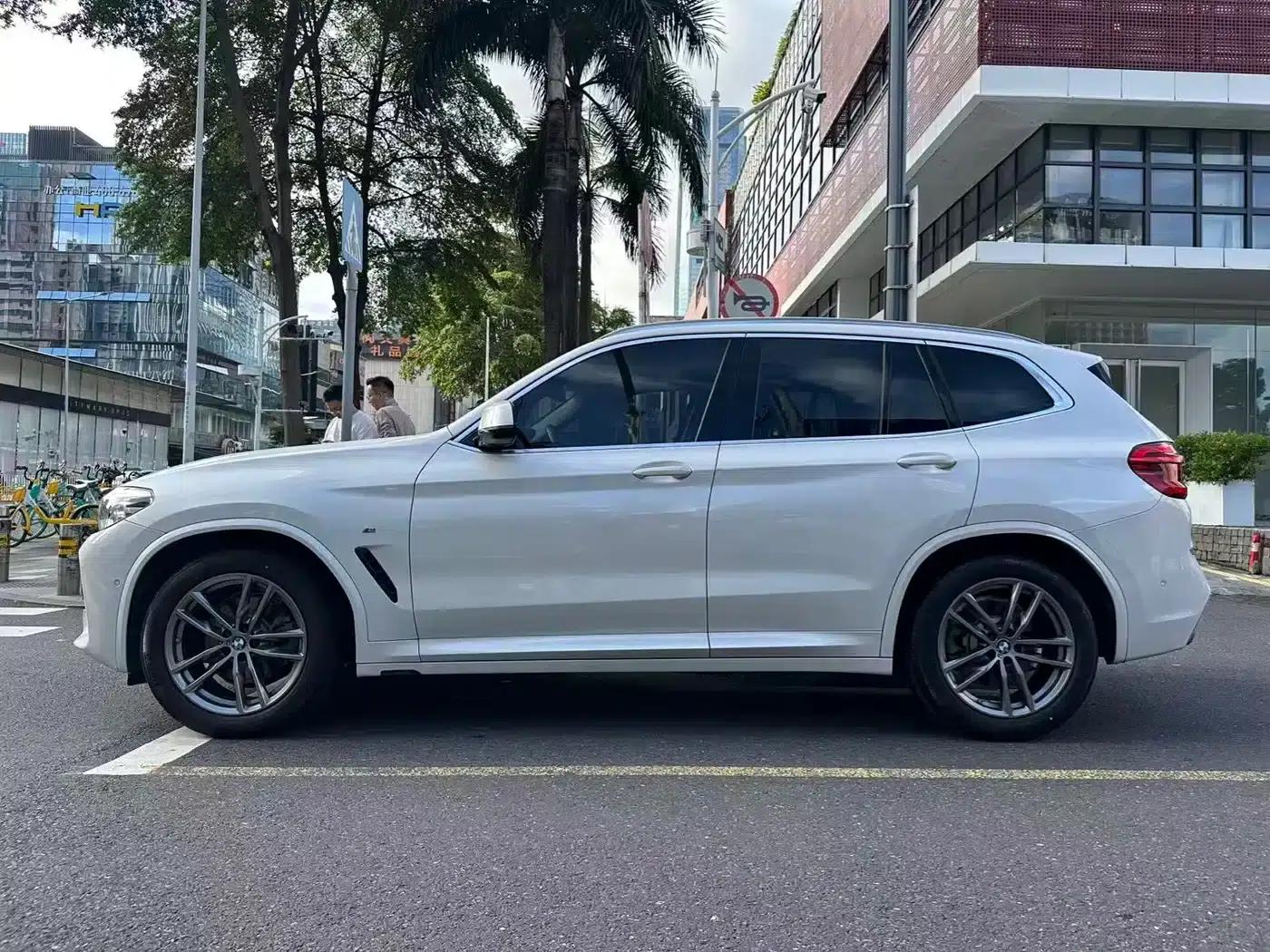 BMW X3 2020 xDrive25i M Sport Package — миниатюра 4