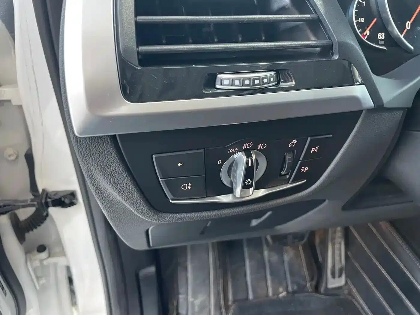 BMW X3 2019 xDrive28i M Sport Package — миниатюра 7