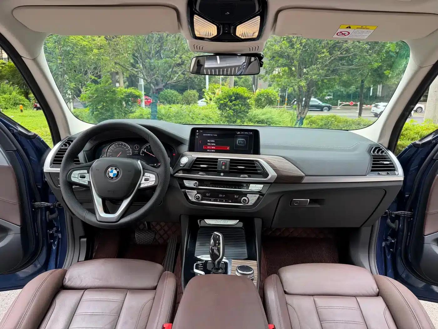 BMW X3 2019 xDrive28i Luxury Package — миниатюра 9