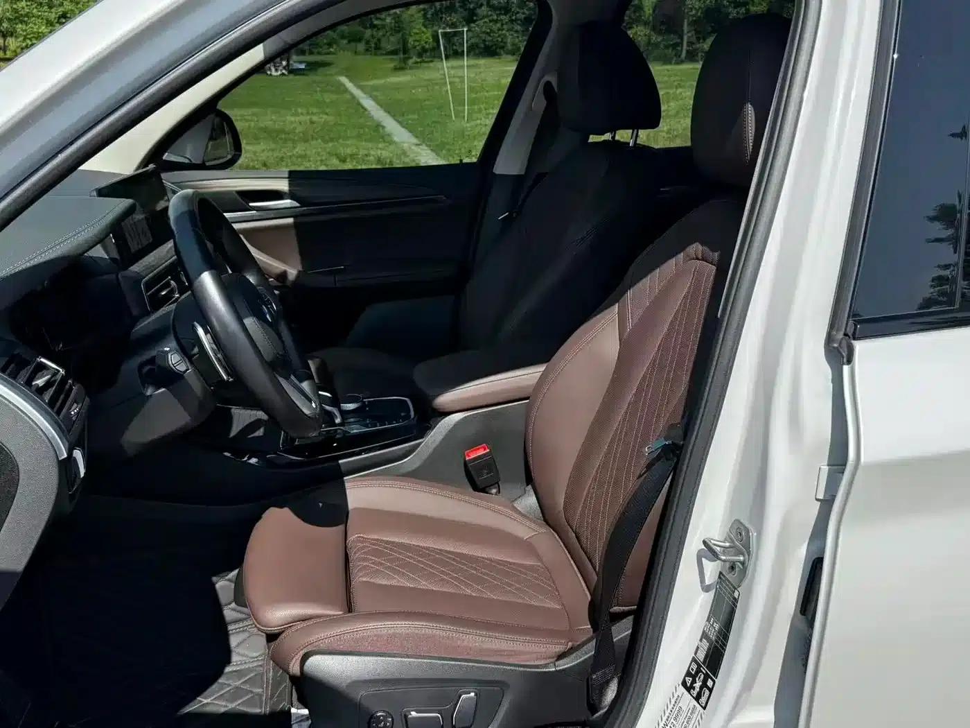 BMW X3 2023 xDrive30i Leading Edition M Sport Package — миниатюра 8