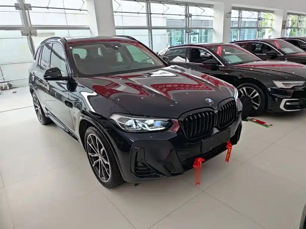 BMW X3 2022 xDrive30i Leading Edition M Sport Package — миниатюра 4