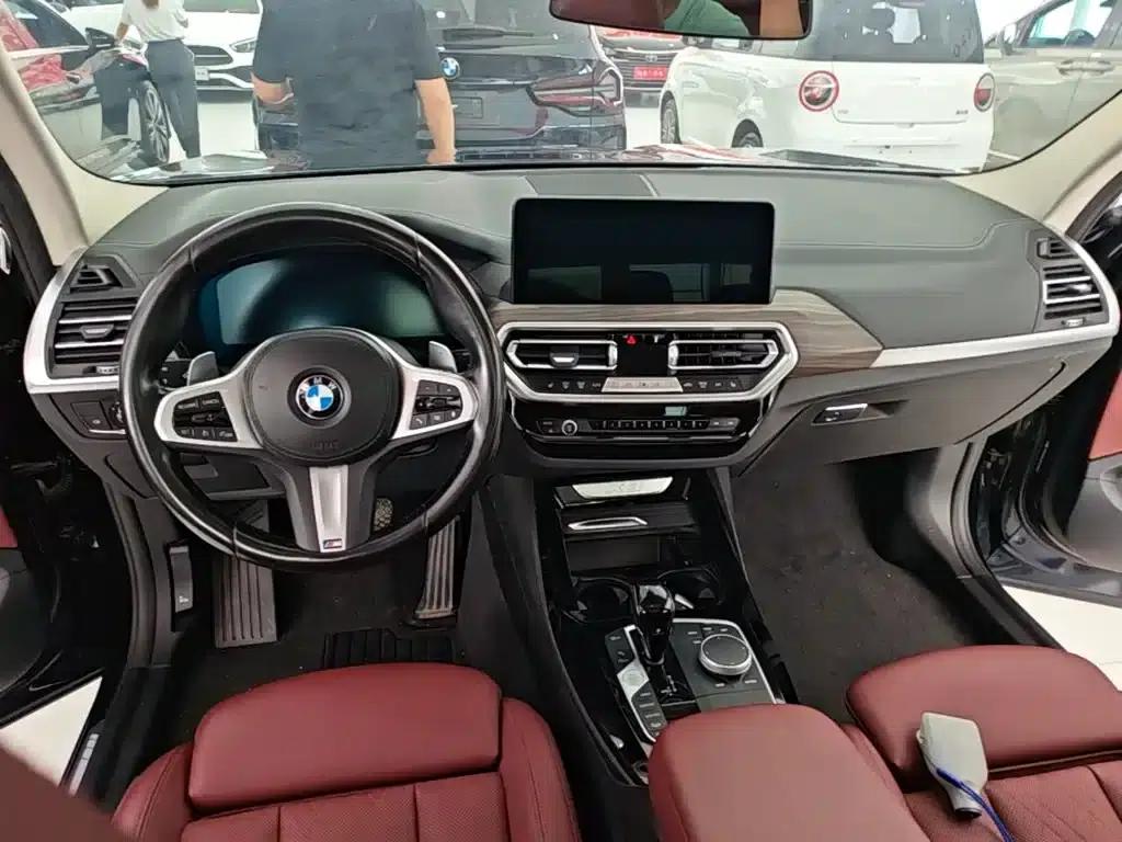 BMW X3 2022 xDrive30i Leading Edition M Sport Package — миниатюра 10