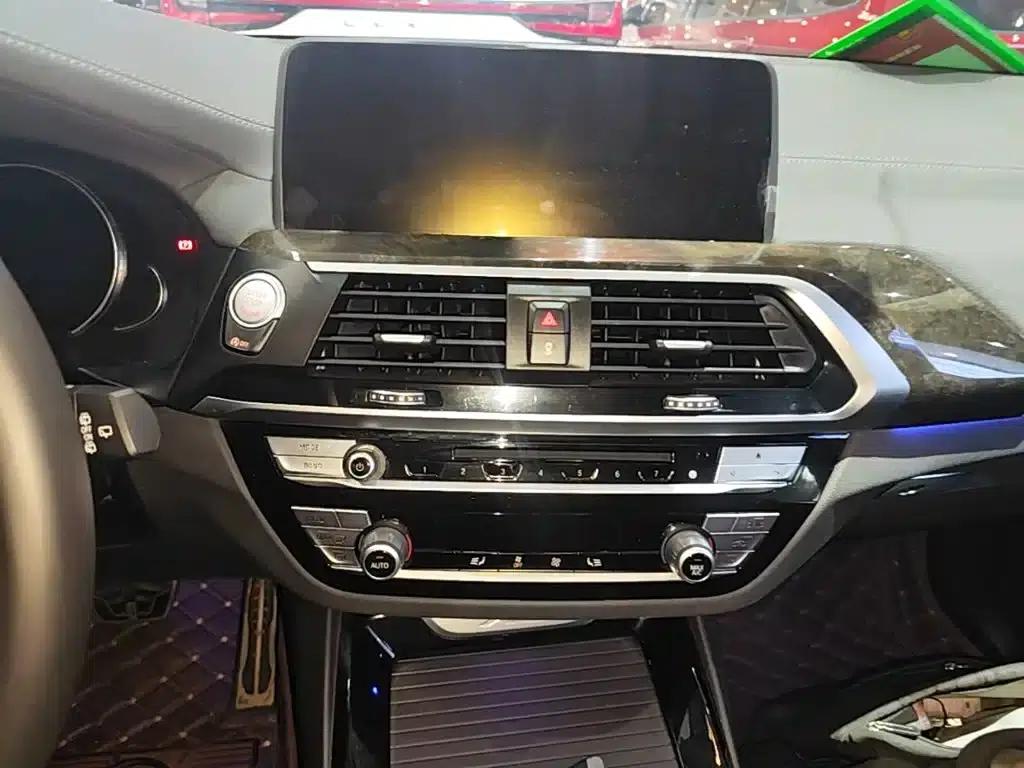 BMW X3 2018 xDrive30i Leading Model M Sport Package (China VI Emission Standard) — миниатюра 13