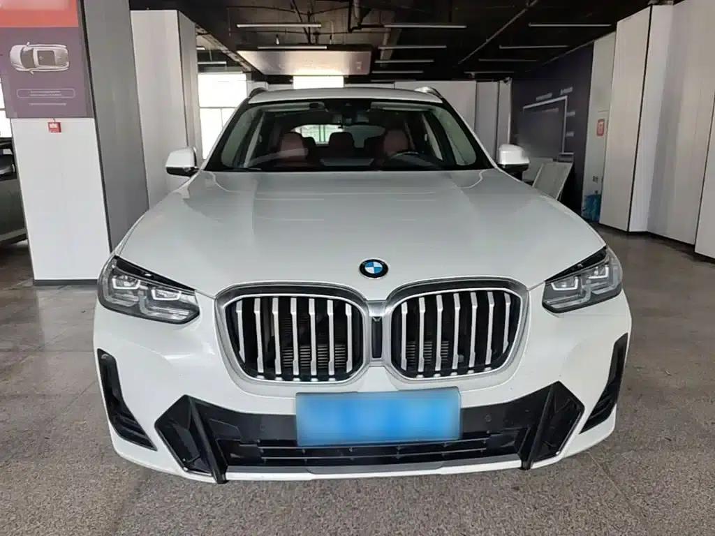 2022 BMW X3 xDrive25i M Sport Package — миниатюра 3